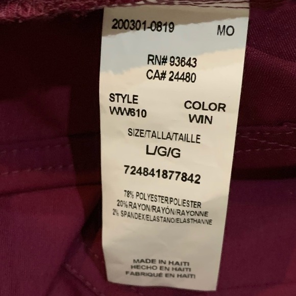 🌿NWT Cherokee Workwear Revolution 
V-Neck top🌿 - Picture 5 of 6